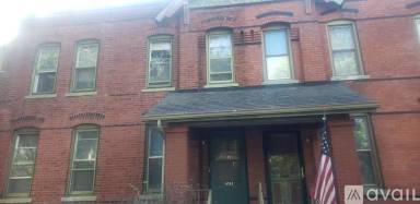 Main picture of 11244 S Champlain Ave