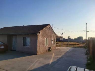 Main picture of 6598 Jacaranda Ave