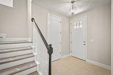 Main picture of 99 Pondside Ln