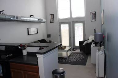 Main picture of 1827 N Dr Martin Luther King Jr Dr