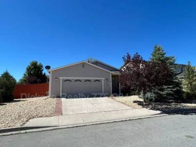 Main picture of 17780 Oakview Ct