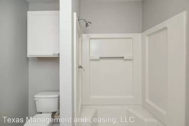 Main picture of 624 Blueberry Hill Ln