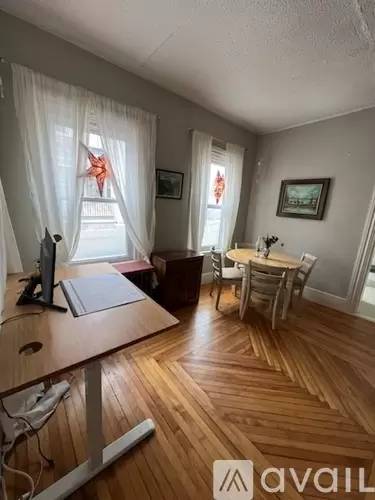 Main picture of 17 Winter St