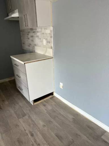 Main picture of 1108 W 110th St