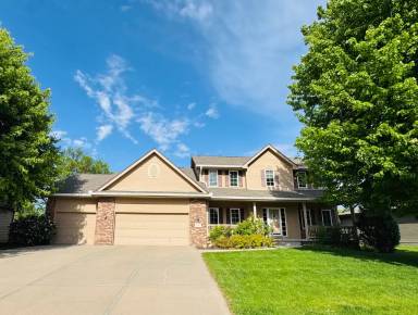 Main picture of 5535 N 153rd St