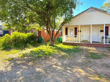 Main picture of 233 Orange St