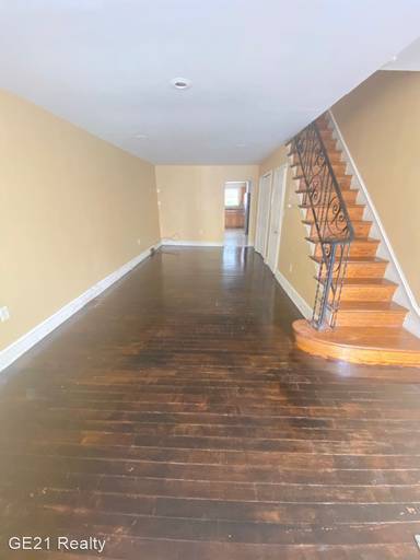 Main picture of 2508 S 6th St