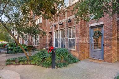 Main picture of 79 Shoemaker Ct