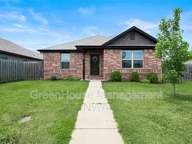 Main picture of 702 SW Willowpoint Rd