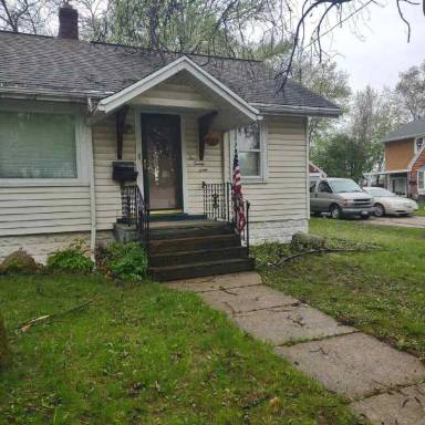 Main picture of 229 Idlewild St