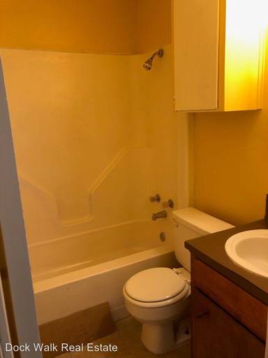 Main picture of 803 W Avenue E