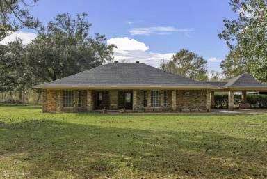 Main picture of 5425 Modica Lott Rd