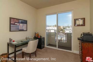 Main picture of 855 Wilcox Ave