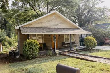 Main picture of 209 Mill St