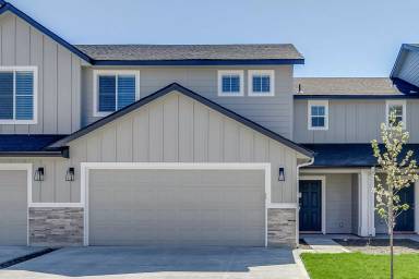 Main picture of 861 W Apple Pine St