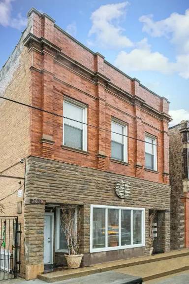 Main picture of 2008 S Pulaski Rd