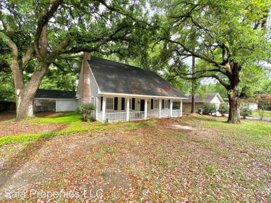 Main picture of 124 Wild Oak Dr