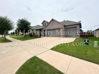 Main picture of 335 Country Meadows Blvd