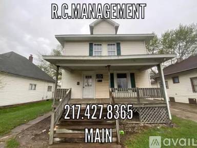 Main picture of 2403 E Main St