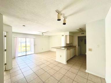 Main picture of 1222 Bermuda Lk Ln