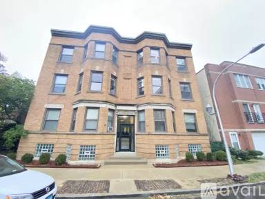 Main picture of 4635 N Winthrop Ave