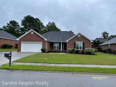 Main picture of 3030 Parkridge Dr