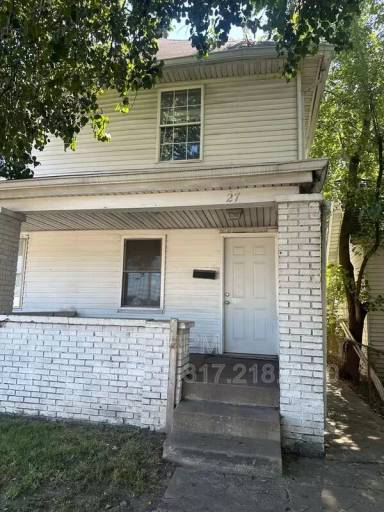 Main picture of 27 E Raymond St
