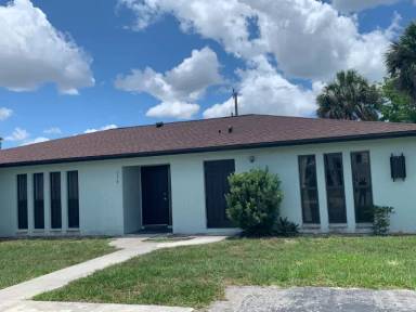 Main picture of 774 93rd Ave N