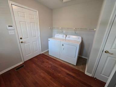 Main picture of 2710 Runnymeade Dr