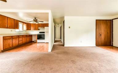 Main picture of 2044 Renton Rd
