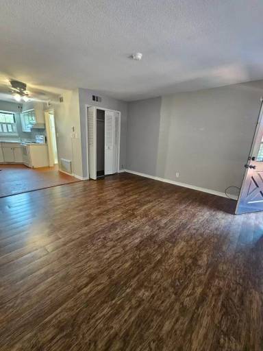 Main picture of 1309 E 21st St