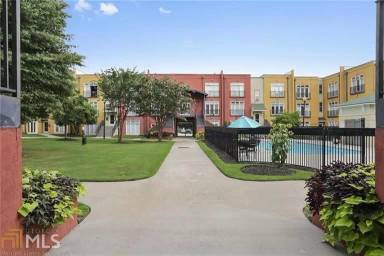Main picture of 502 Pryor St SW