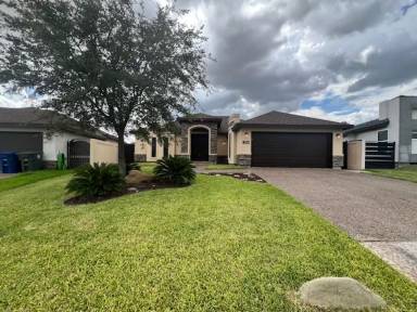 Main picture of 304 Ladera Dr