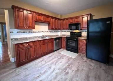 Main picture of 67 Concord Ave