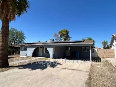 Main picture of 4434 W Altadena Ave