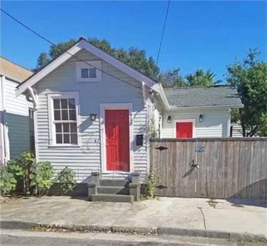 Main picture of 913 Saint Roch Ave
