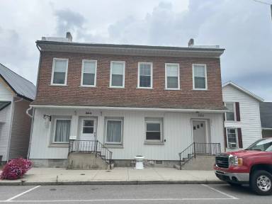 Main picture of 322 N Main St