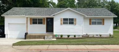 Main picture of 4217 E 15th St