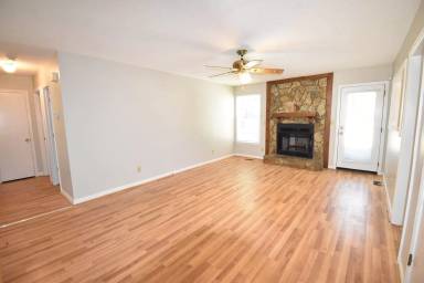 Main picture of 1646 Rim Rd