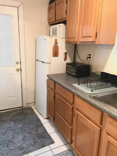 Main picture of 806 S. 10th St