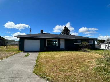 Main picture of 812 Elm Dr