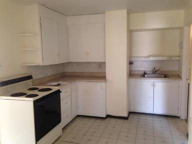 Main picture of 204 S 10th St