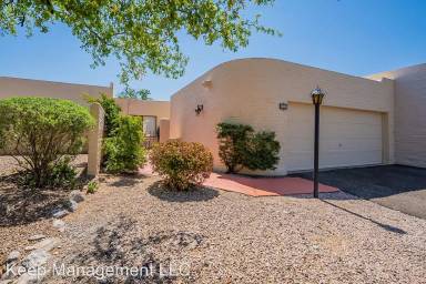 Main picture of 5342 N Camino de la Culebra