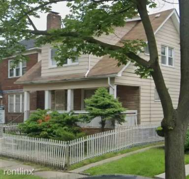 Main picture of 391 Frazier St
