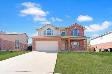 Main picture of 5705 Chuckwagon Cir