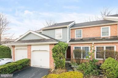 Main picture of 50 Abrams Ln