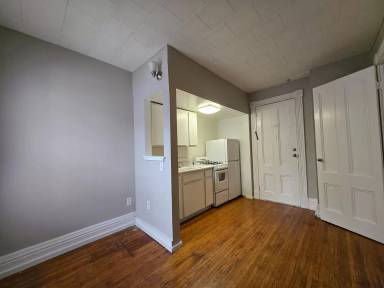 Main picture of 248 Oxford St
