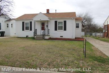 Main picture of 222 W Fairchild Dr