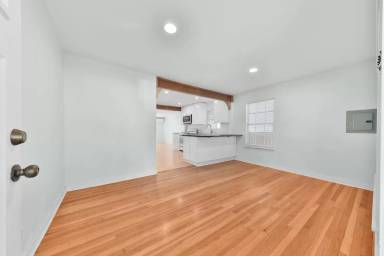 Main picture of 312 Saint Francis Ave