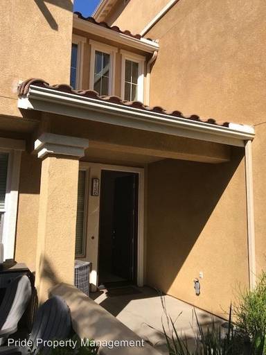 Main picture of 1136 Goddard St